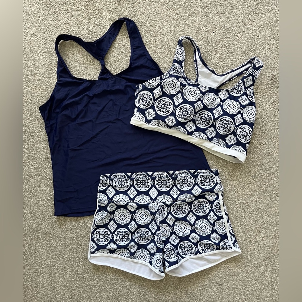 NWOT 3 Piece Swim Set. Na y Blue and White Size XL. Unknown Brand.